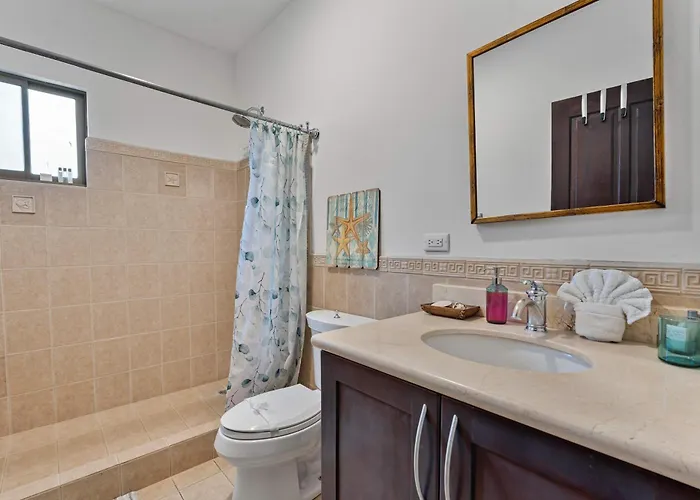 Garden Pool & 5-minutes Walk To * Potrero (Guanacaste)