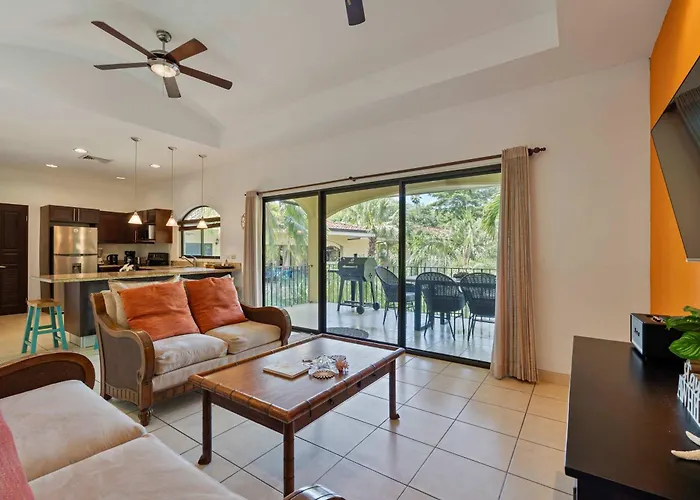 Garden Pool & 5-minutes Walk To Potrero (Guanacaste)